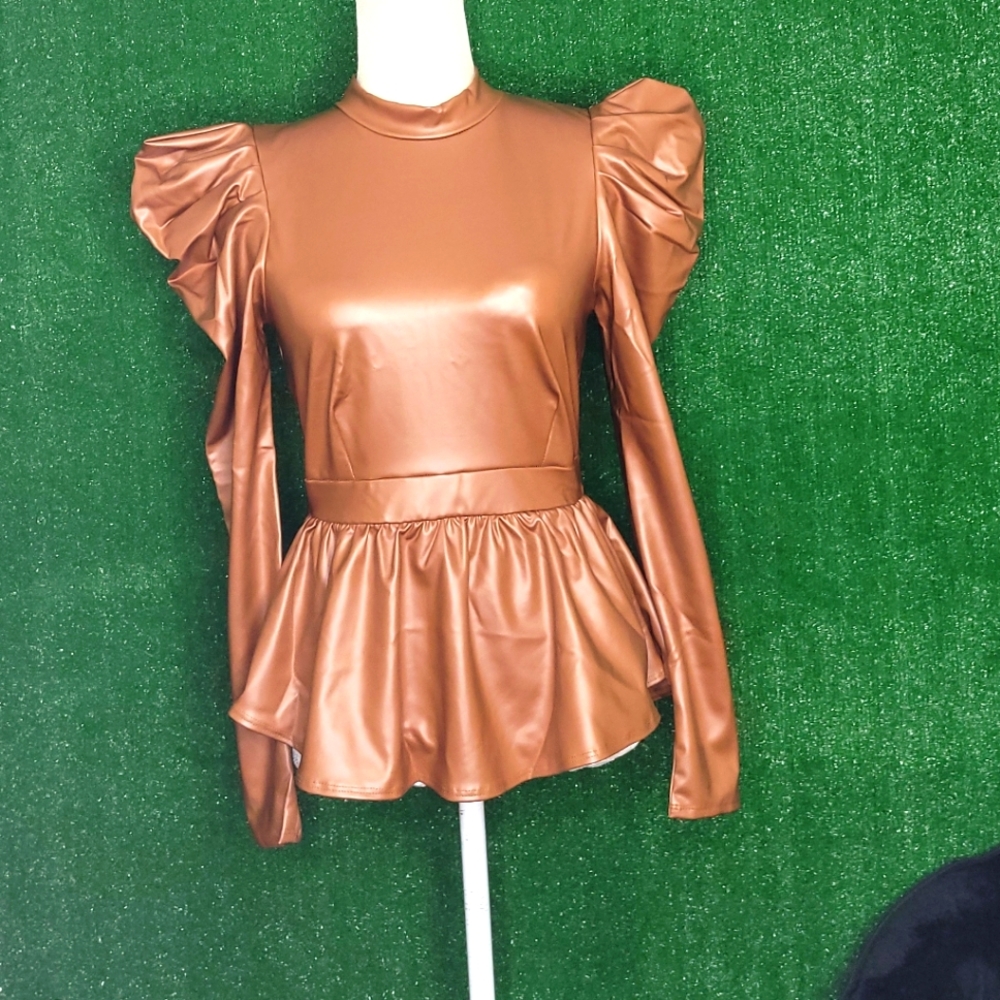 NWT Ruffle Hem Back Zipper Puff Sleeve Top Cognac